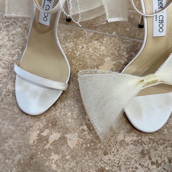 JIMMY CHOO Aveline Bow Sandals EU 39.5 US 9.5 Ivory White Wedding Bridal Heel - Picture 7 of 7